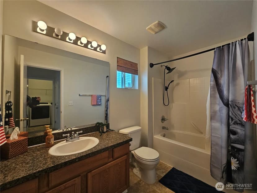 Property photo for 8712 Oslo Lane Ne, Lacey photo 18