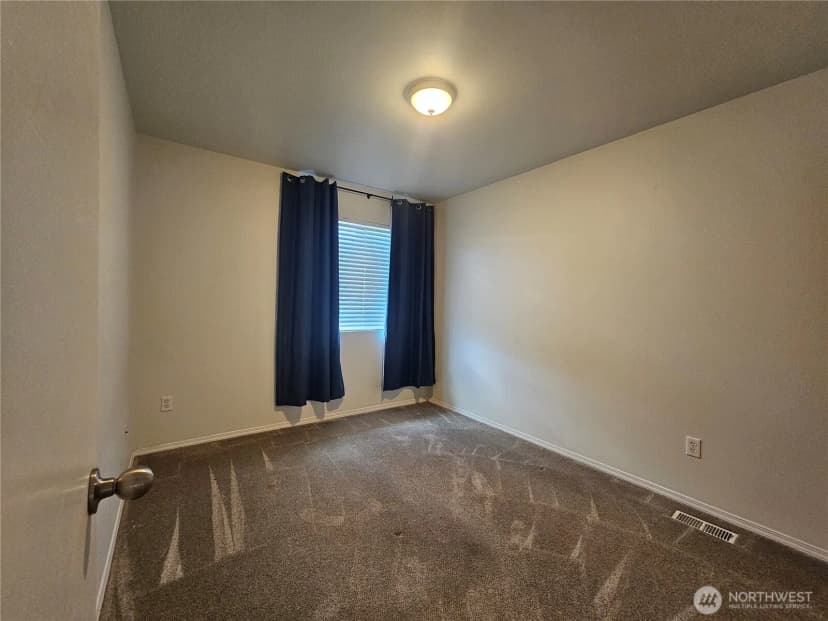 Property photo for 8712 Oslo Lane Ne, Lacey photo 19