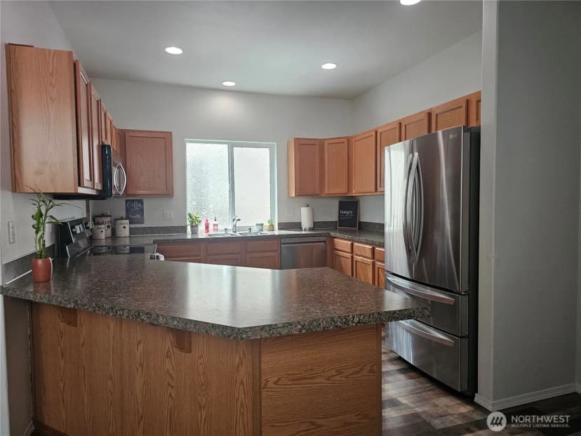 Property photo for 8712 Oslo Lane Ne, Lacey photo 11