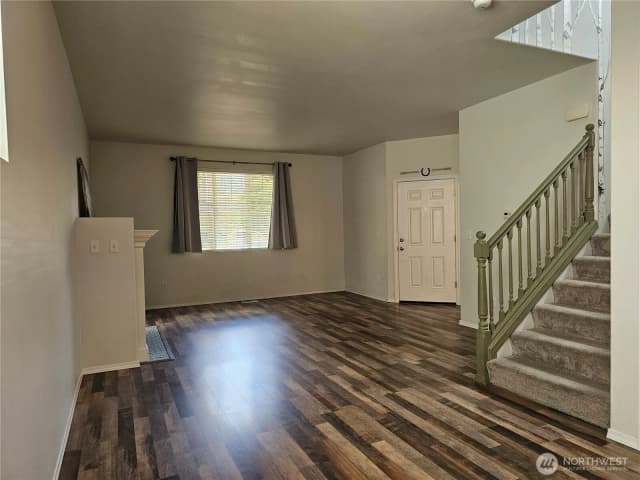 Property photo for 8712 Oslo Lane Ne, Lacey photo 2