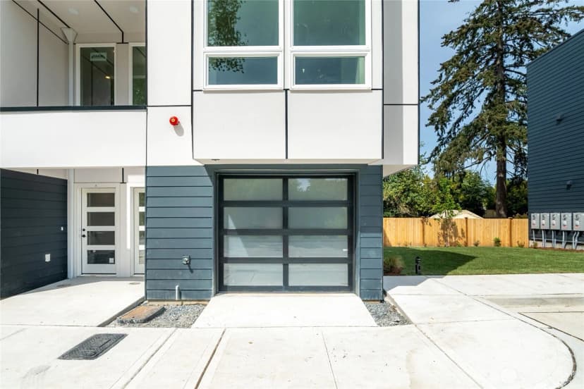 Property photo for 12225 Roseberg Avenue S #1, Seattle photo 23
