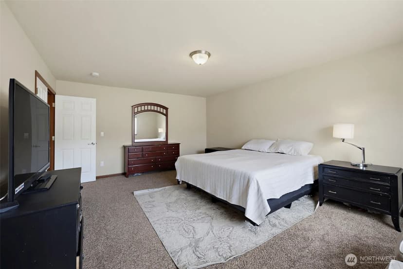 Property photo for 916 Boatman Avenue Nw, Orting photo 23