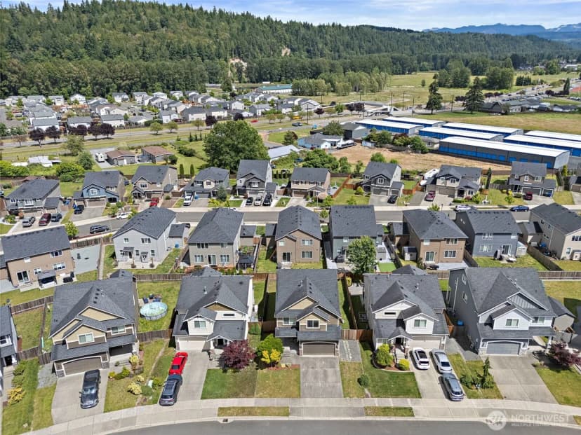 Property photo for 916 Boatman Avenue Nw, Orting photo 37
