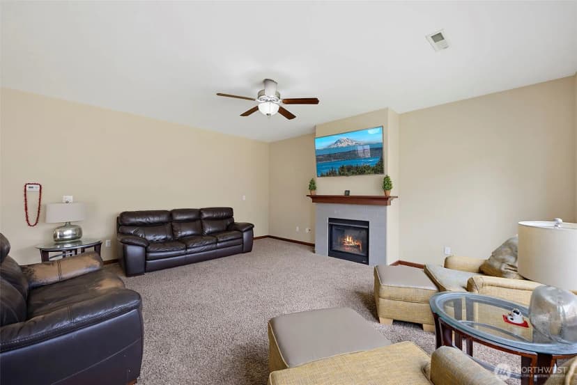Property photo for 916 Boatman Avenue Nw, Orting photo 14