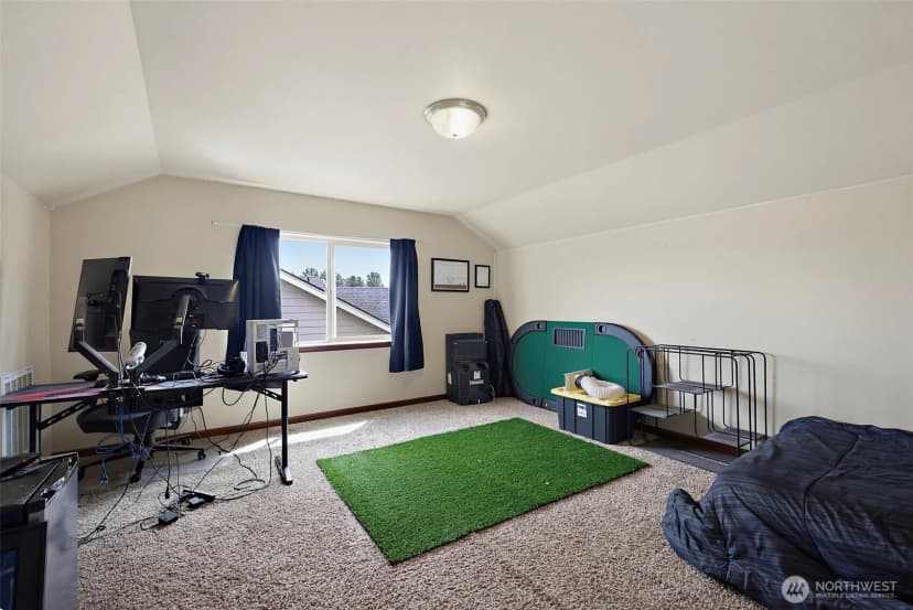 Property photo for 916 Boatman Avenue Nw, Orting photo 29