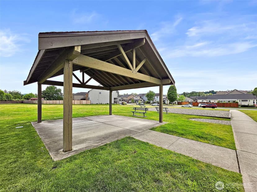 Property photo for 916 Boatman Avenue Nw, Orting photo 39