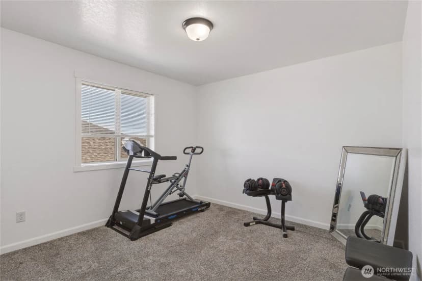 Property photo for 215 L Street Ne, Quincy photo 34