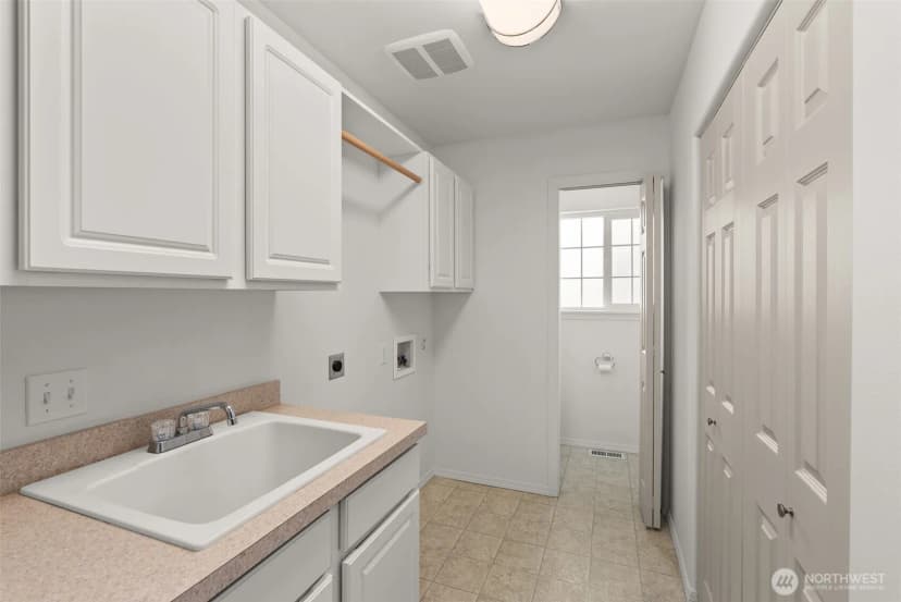 Property photo for 5 Martin Lane, Raymond photo 24