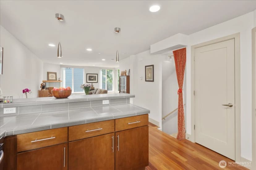 Property photo for 470 N 130th Street, Seattle photo 12
