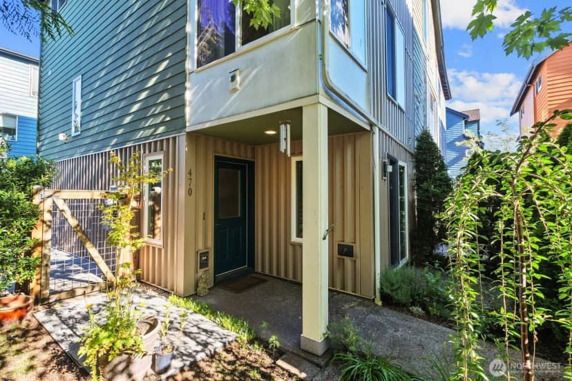 Property photo for 470 N 130th Street, Seattle