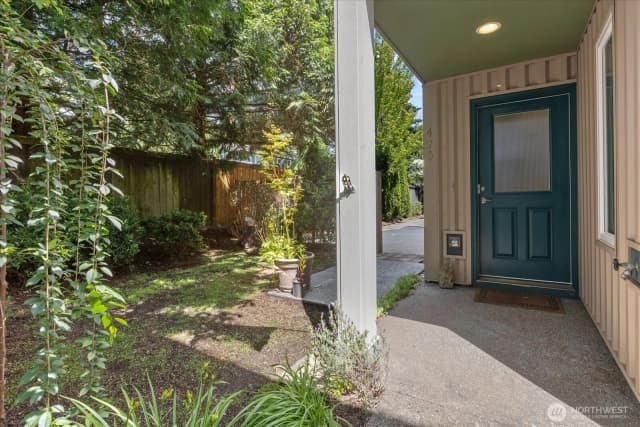 Property photo for 470 N 130th Street, Seattle photo 3
