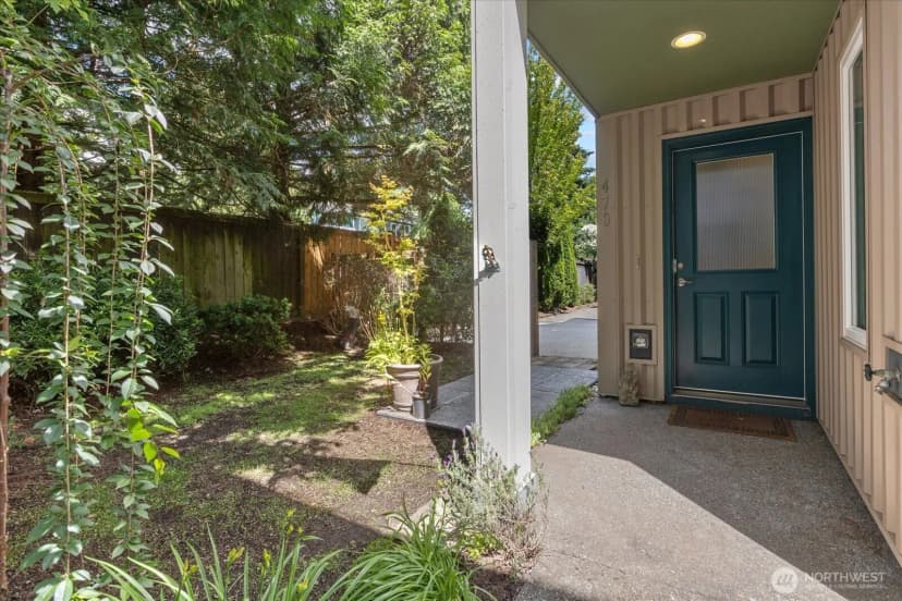 Property photo for 470 N 130th Street, Seattle photo 3