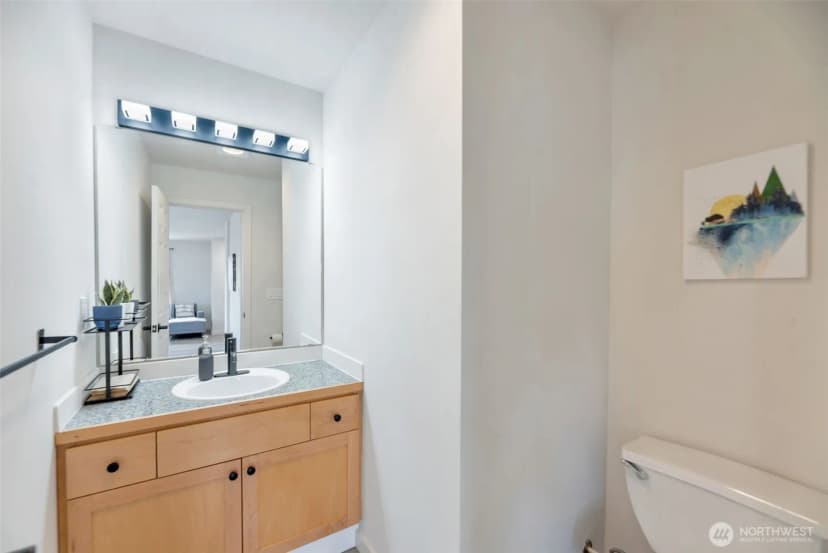 Property photo for 536 N 103rd #a, Seattle photo 7