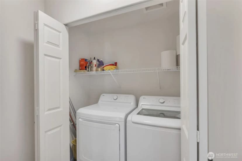 Property photo for 536 N 103rd #a, Seattle photo 11