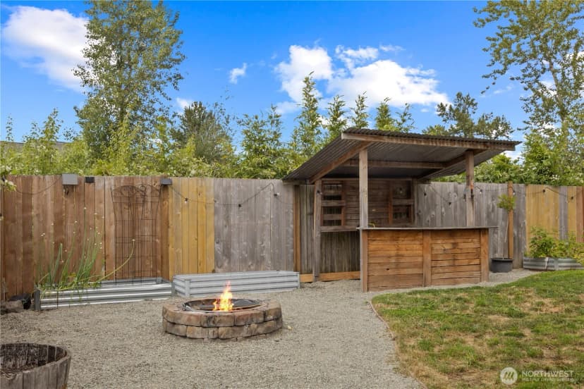 Property photo for 213 Bondgard Avenue E, Enumclaw photo 40