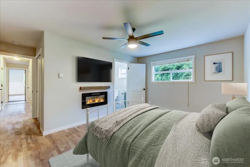 Property photo for 18115 185th Avenue Ne, Woodinville photo 13
