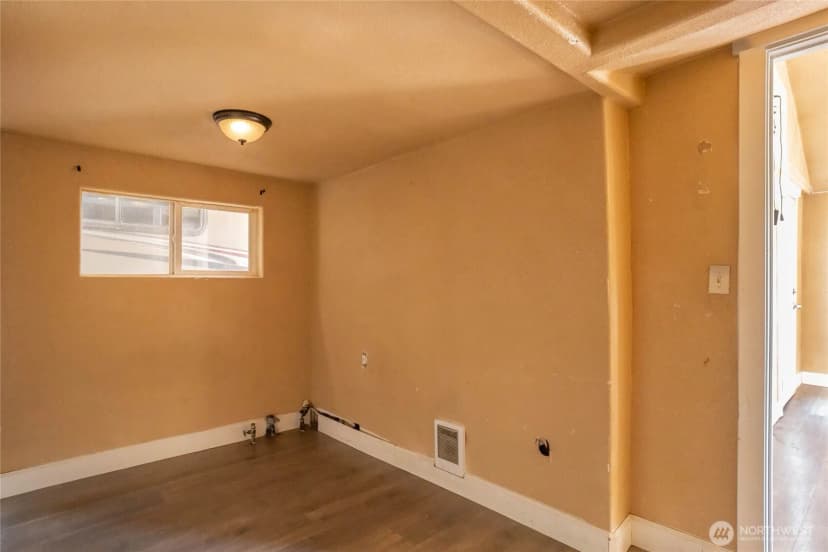 Property photo for 1522 Crescent St, Wenatchee photo 16