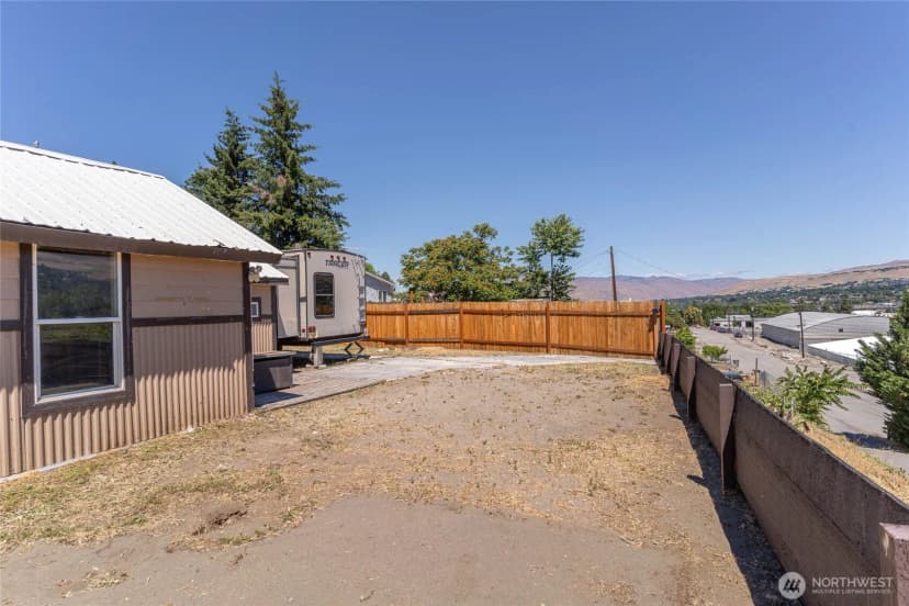 Property photo for 1522 Crescent St, Wenatchee photo 17