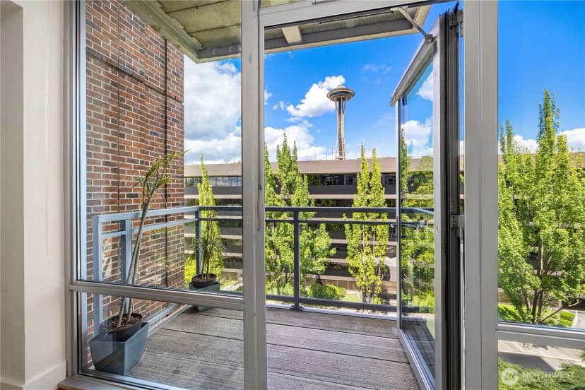 Property photo for 2911 2nd Ave #616, Seattle photo 16