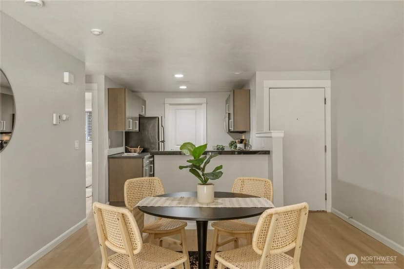 Property photo for 738 Kirkland Circle #e104, Kirkland photo 11