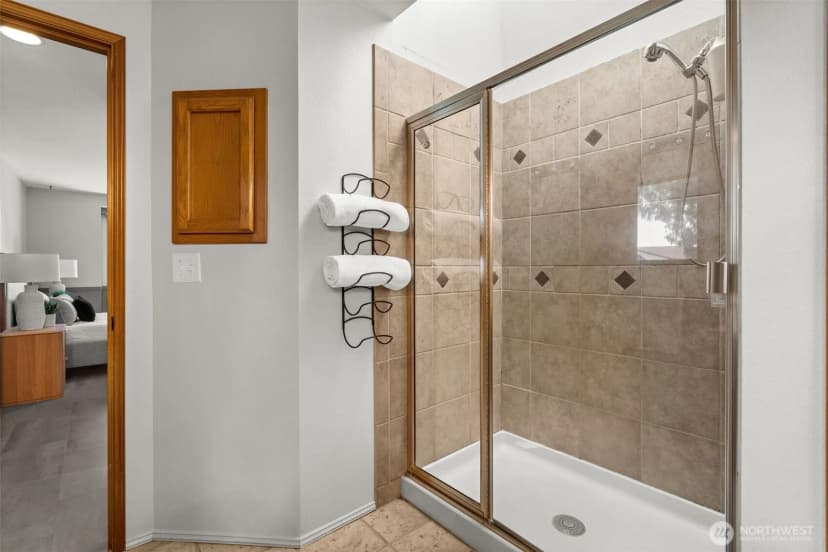 Property photo for 702 50th Street Se, Auburn photo 23