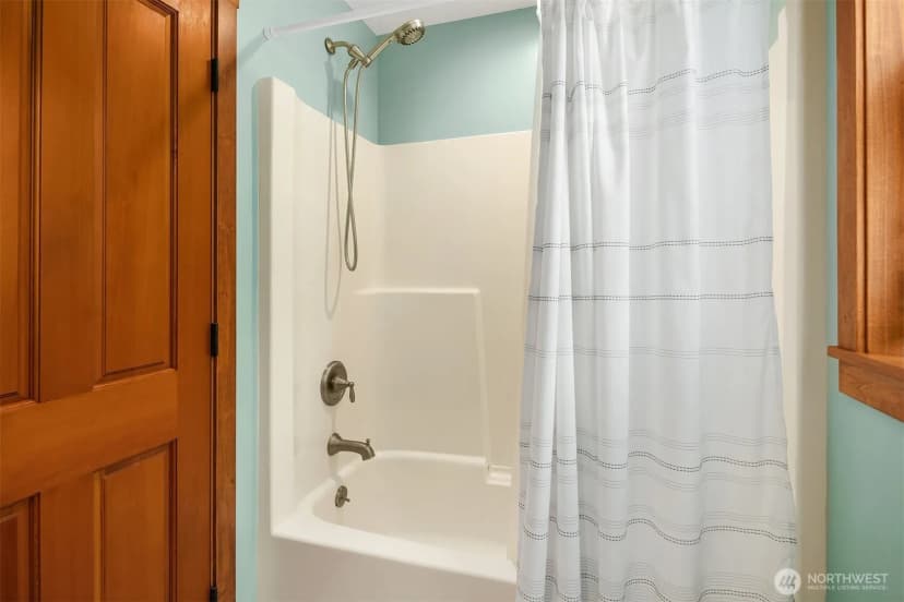 Property photo for 14340 Batten Road Ne, Duvall photo 18