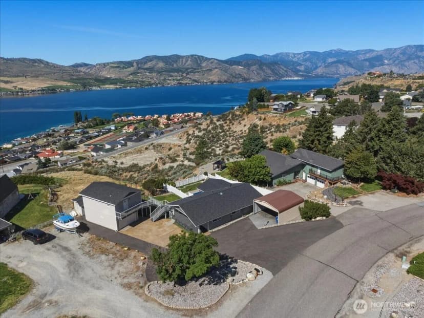 Property photo for 104 Orchard View Drive, Chelan photo 4