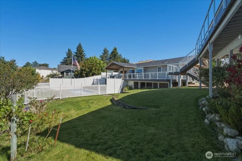 Property photo for 104 Orchard View Drive, Chelan photo 31