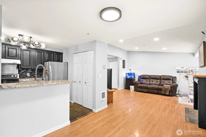 Property photo for 11002 Se Petrovitsky Road #g304, Renton photo 17