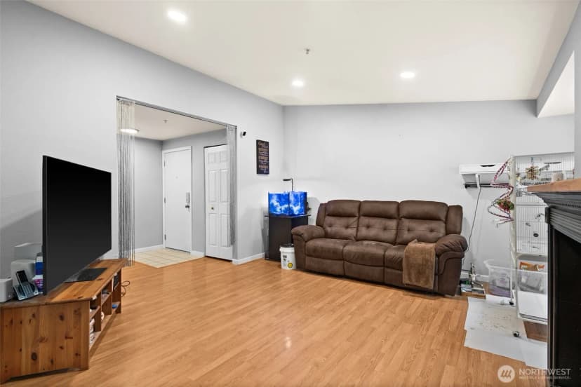 Property photo for 11002 Se Petrovitsky Road #g304, Renton photo 11