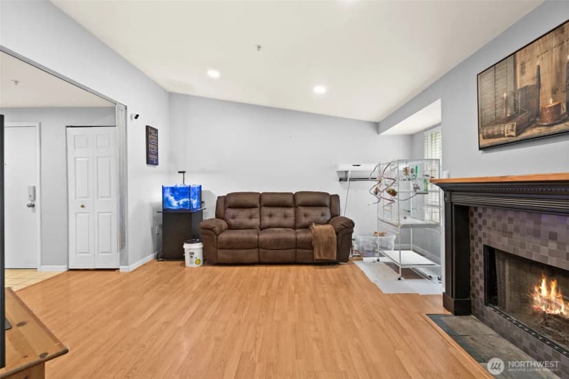 Property photo for 11002 Se Petrovitsky Road #g304, Renton photo 9