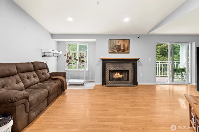 Property photo for 11002 Se Petrovitsky Road #g304, Renton photo 8