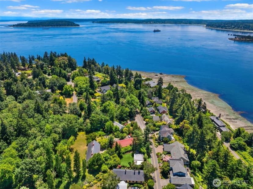 Property photo for 1570 Fort Ward Hill Road Ne, Bainbridge Island photo 14