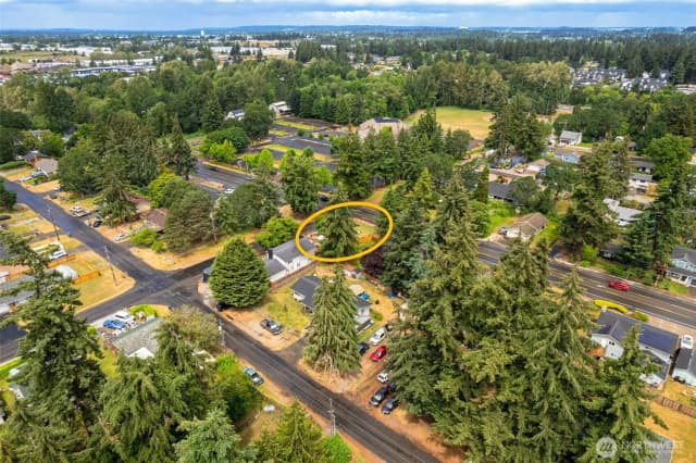 Property photo for 1645 Lafayette Street S, Tacoma photo 2