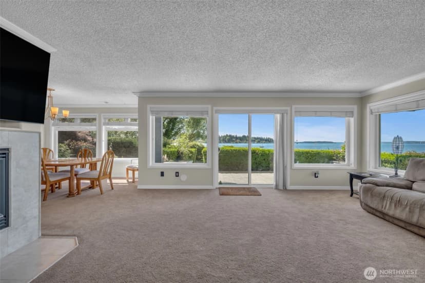 Property photo for 9201 Ne Juanita Drive #101, Kirkland photo 7