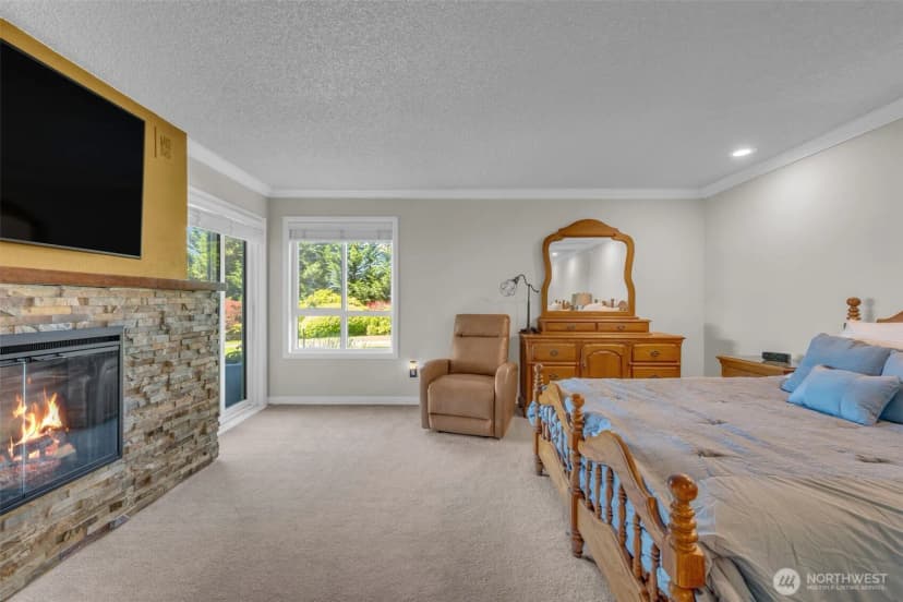 Property photo for 9201 Ne Juanita Drive #101, Kirkland photo 17