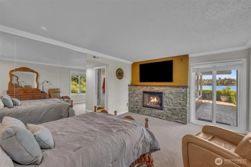 Property photo for 9201 Ne Juanita Drive #101, Kirkland photo 18