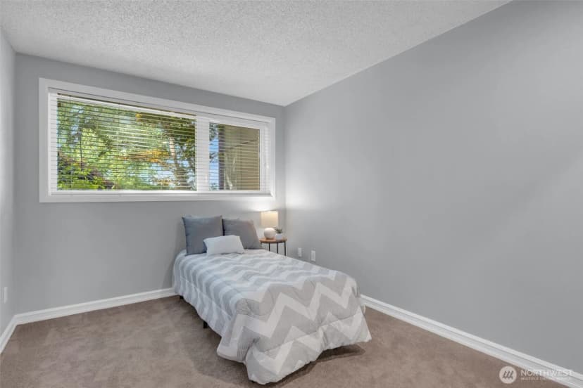 Property photo for 9201 Ne Juanita Drive #101, Kirkland photo 20