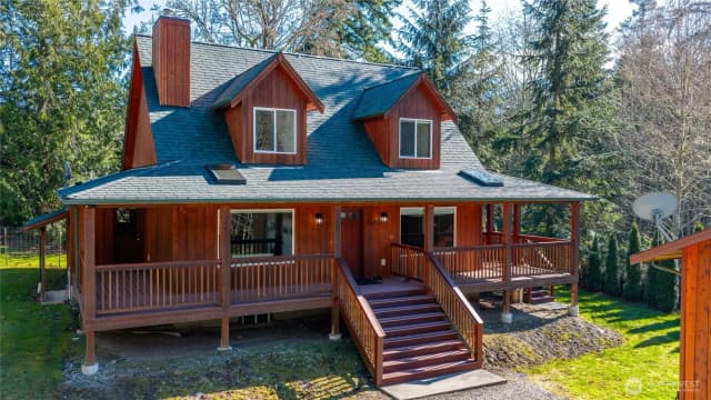 Property photo for 16059 Snee Oosh Road, La Conner photo 2