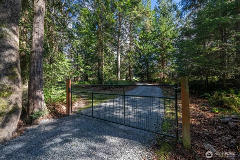 Property photo for 16059 Snee Oosh Road, La Conner photo 40