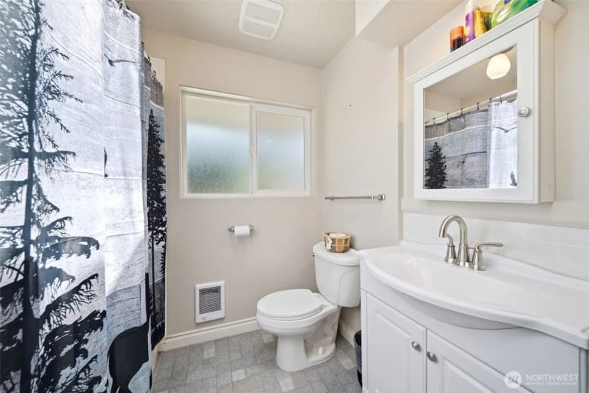 Property photo for 80 Summit Drive, Kalama photo 16
