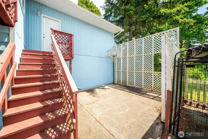 Property photo for 80 Summit Drive, Kalama photo 32