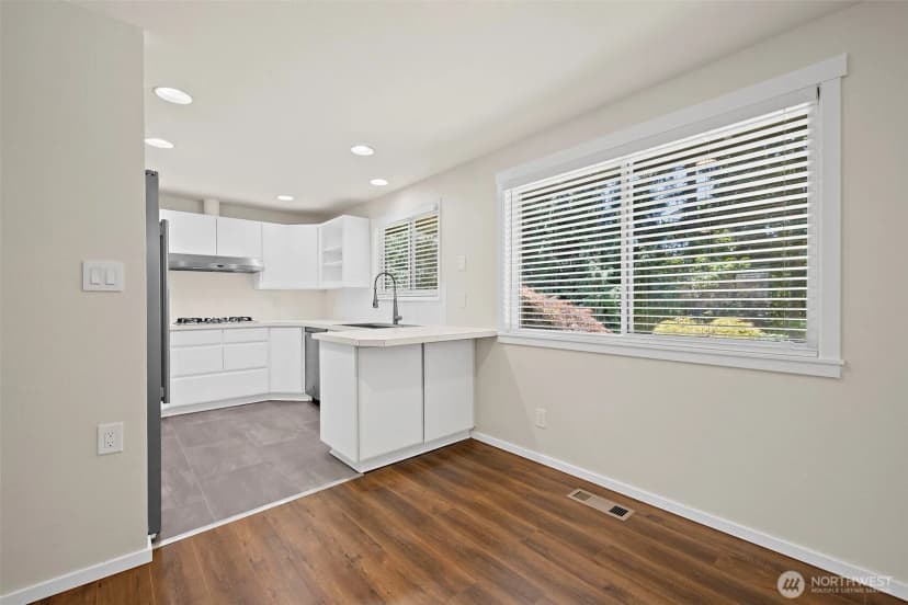 Property photo for 12647 177th Place Se, Renton photo 8
