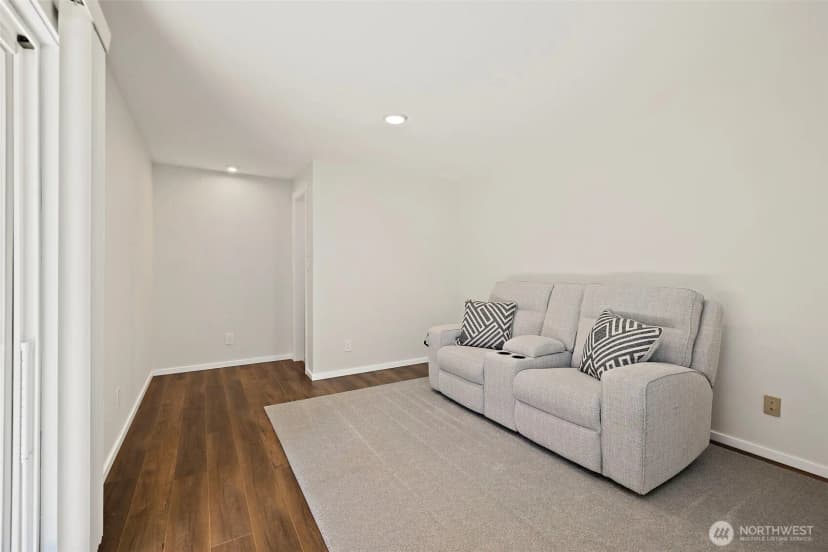 Property photo for 12647 177th Place Se, Renton photo 16
