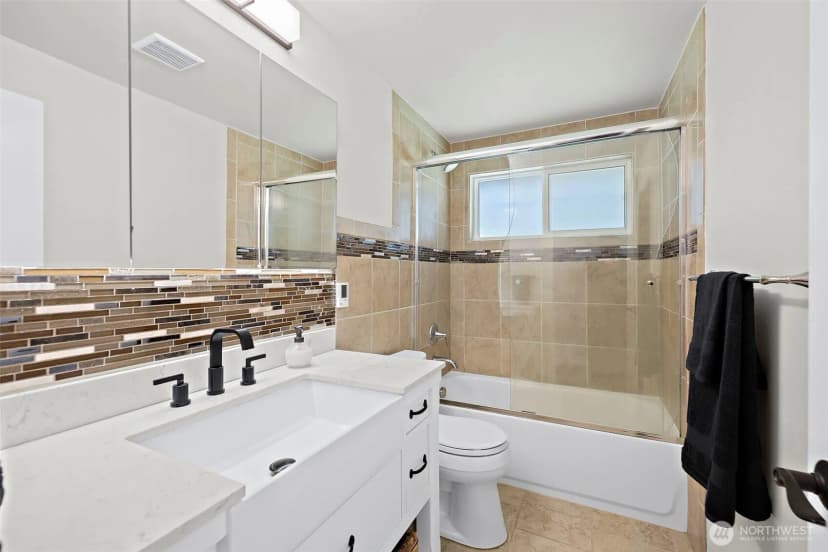 Property photo for 12647 177th Place Se, Renton photo 18