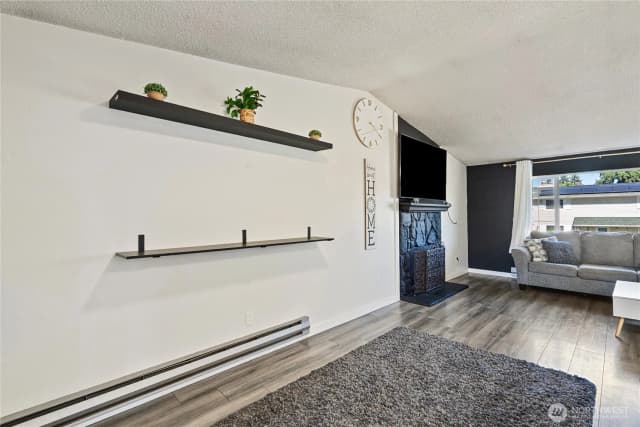 Property photo for 16916 20th Avenue E, Spanaway photo 5