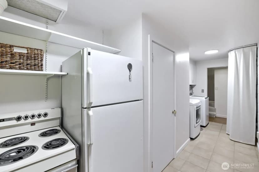 Property photo for 6332 Ne 196th Street, Kenmore photo 24
