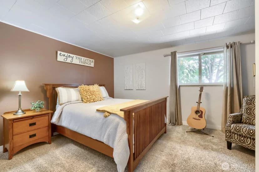 Property photo for 6332 Ne 196th Street, Kenmore photo 24