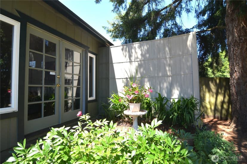 Property photo for 14215 55th Avenue Ne, Marysville photo 31