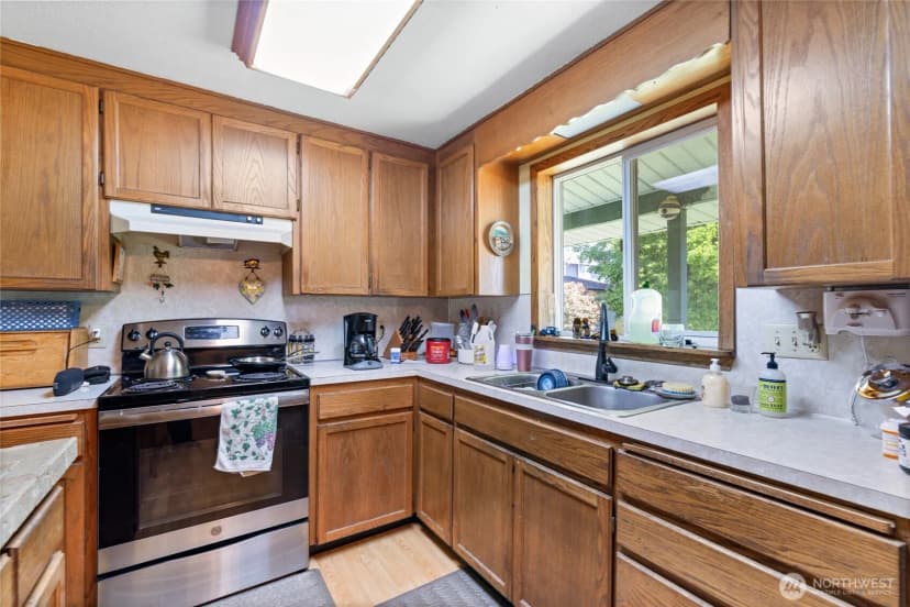 Property photo for 26508 132nd Avenue Se, Kent photo 14